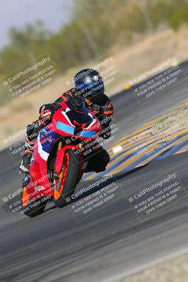 media/Nov-11-2023-SoCal Trackdays (Sat) [[efd63766ff]]/Turn 7 (2pm)/